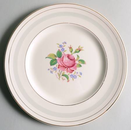 Hildarose Luncheon Plate