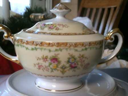 MEI581 Sugar Bowl & Lid