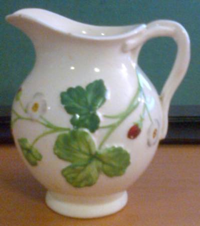 NP1649 Creamer