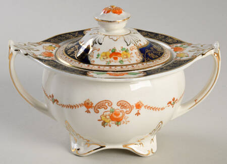 Caledonia (Scalloped) Sugar Bowl & Lid