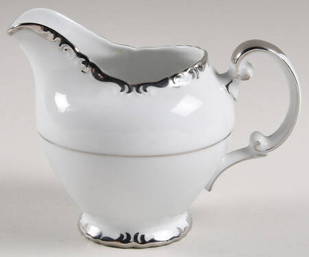 Simplicity Creamer