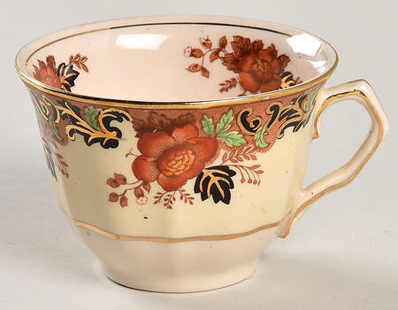 Victoria Footed Demitasse Cup