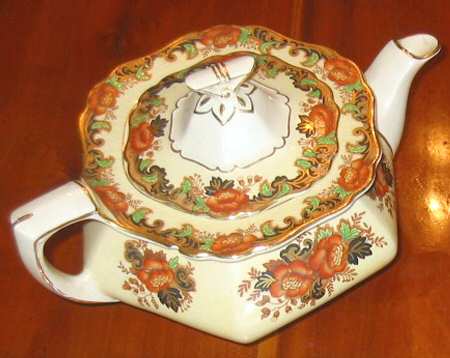Victoria Teapot & Lid