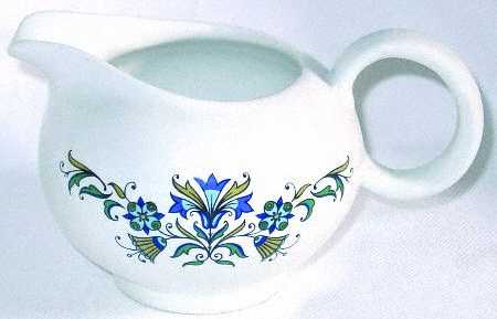Minuet Creamer