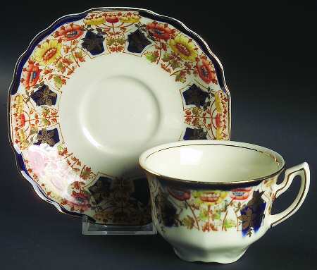 7808 Flat Cup & Saucer Set