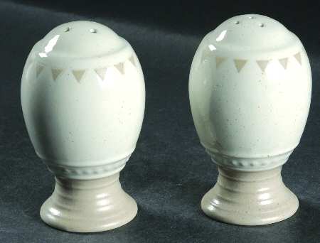 Ventura Salt & Pepper Set