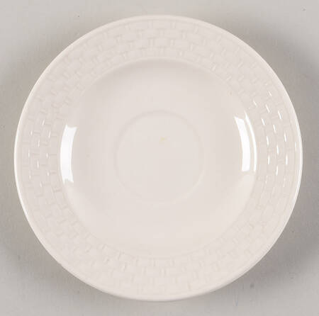 Wicker White Saucer