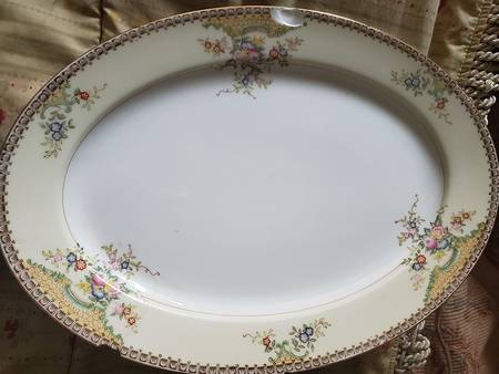 MEI652 14" Oval Serving Platter