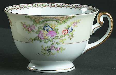 MEI652 Footed Cup