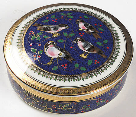 Twelve Days of Christmas Gold 5" Round Box & Lid