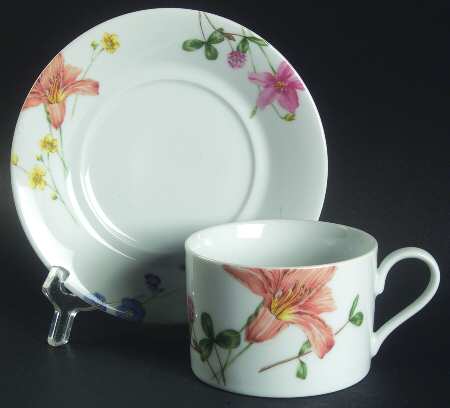 Lilliette Flat Cup & Saucer Set