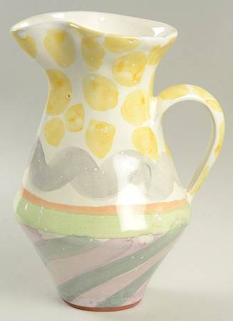 Cayuga 32 Oz Pitcher