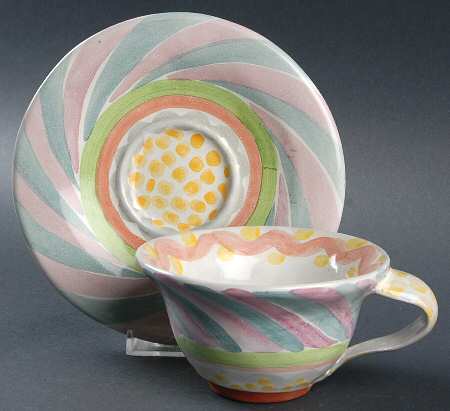 Cayuga Flat Cup & Saucer Set