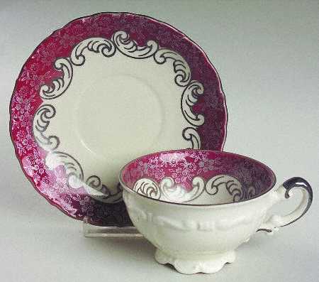 MIT92 Footed Cup & Saucer Set