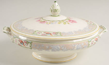 Windermere Round Covered Vegetable
