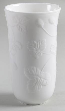 Victoria Strawberry White 5" Vase