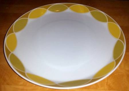 Fantasy (B1361, Pivotal) Dinner Plate