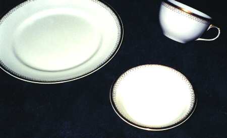 MEA88 Flat Cup & Saucer Set
