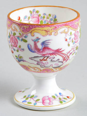 Cockatrice Pink (Smooth, Globe Backstamp) Single Egg Cup