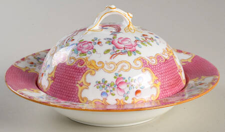 Cockatrice Pink (Smooth, Globe Backstamp) Round Covered Butter