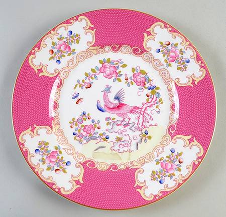 Cockatrice Pink (Smooth, Globe Backstamp) Dinner Plate