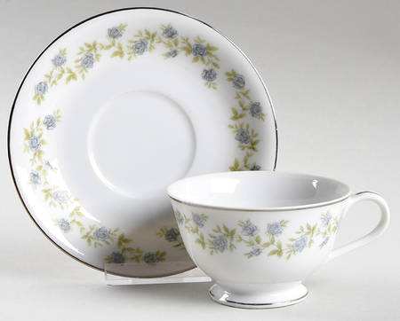 Hampton (Smooth) Footed Cup & Saucer Set