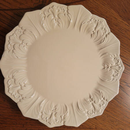 SMG1 Luncheon Plate