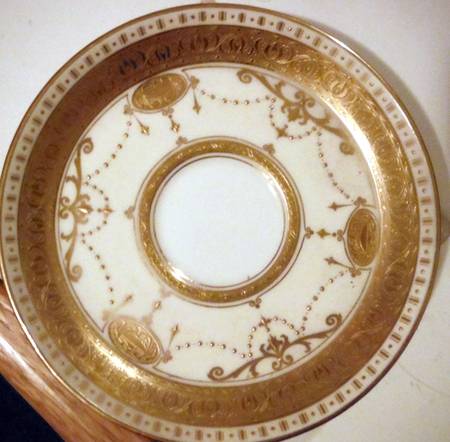 H3655 (White and Gold) Saucer for Demitasse Cup