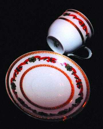 MIT105 Flat Cup & Saucer Set