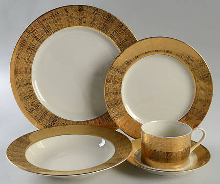 Gotham Gold 5 Piece Place Setting