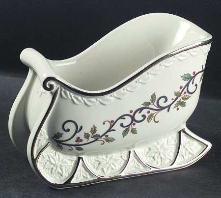 Holly Sleigh Centerpiece