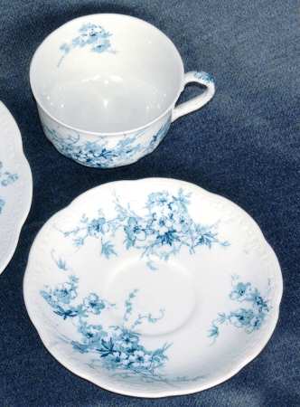 Frankfort Footed Cup & Saucer Set