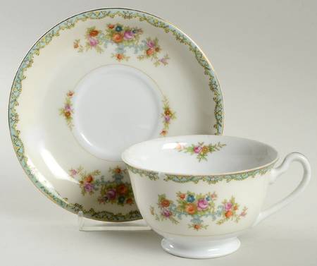 MMJ11 Footed Cup & Saucer Set