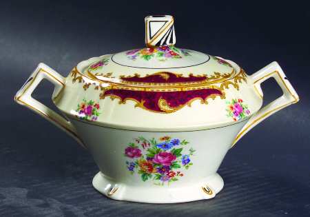 Kathleen Sugar Bowl & Lid