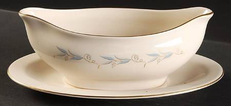 Rhapsody Gravy Boat with Attached Underplate