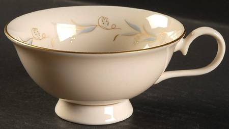 Rhapsody Footed Cup