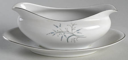 Clarinda Gravy Boat with Attached Underplate by Meito