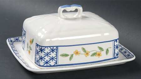 Villa Provencale Square Covered Butter