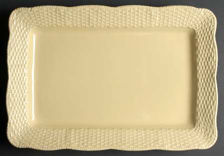 Country Manor Saffron 17" Rectangular Serving Platter