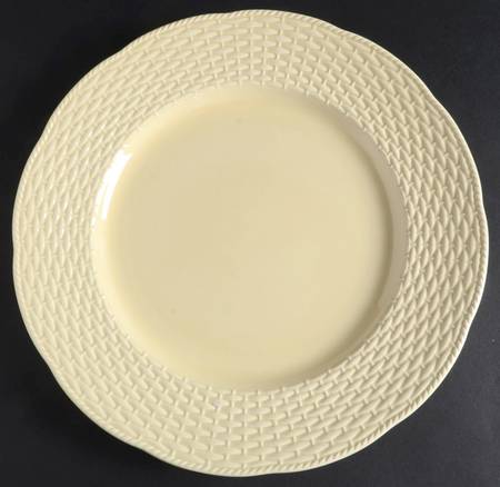 Country Manor Saffron 12" Chop Plate (Round Platter)
