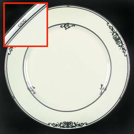 Palatial Crest Dinner Plate