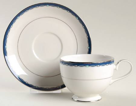 Wellington Footed Cup & Saucer Set