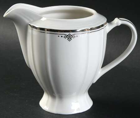 Braemar Platinum Creamer