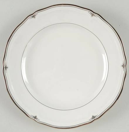 Braemar Platinum Salad Plate