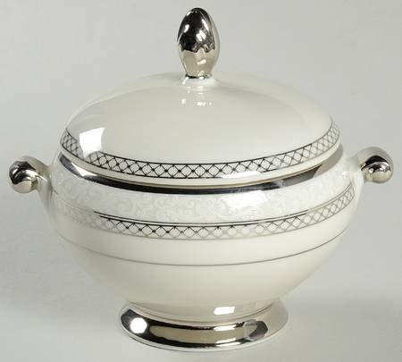 Heirloom Platinum Sugar Bowl & Lid