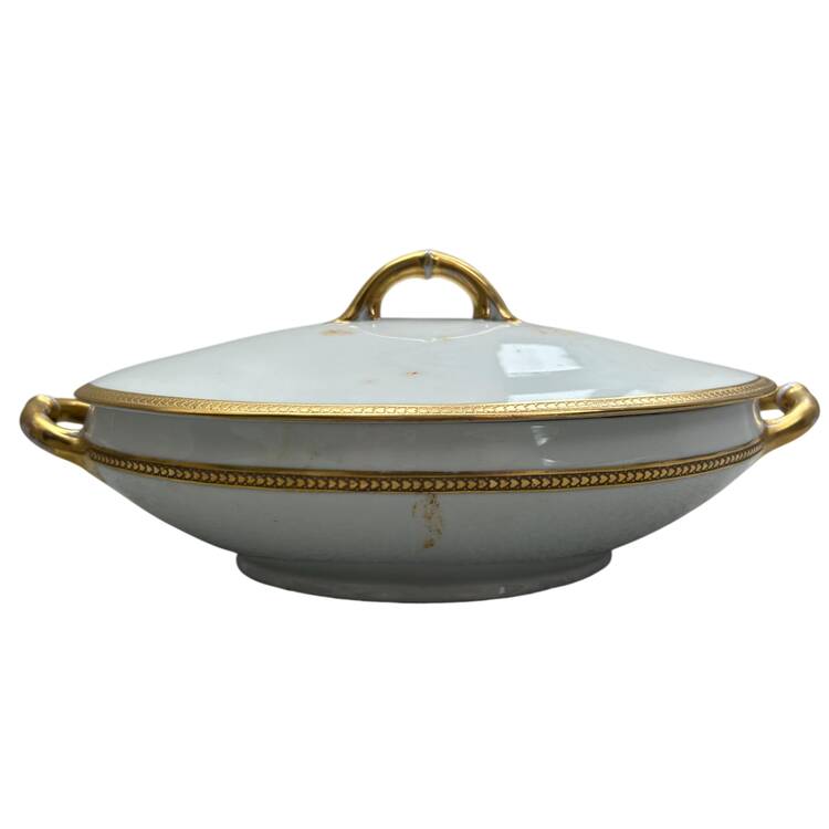 MUE94 Oval Covered Vegetable