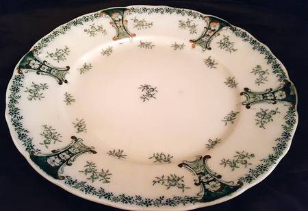 Diana Gold Dinner Plate