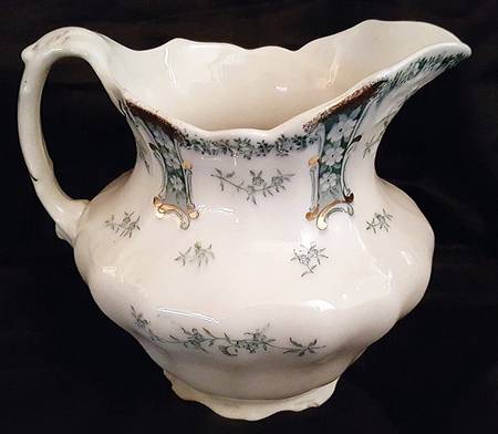 Diana Gold Creamer