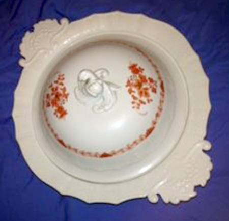 4886-66 Round Covered Butter