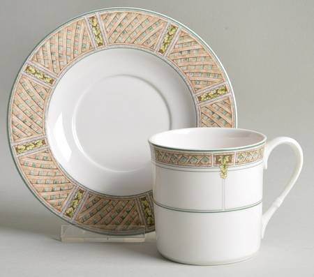 Ivy Trellis Flat Cup & Saucer Set